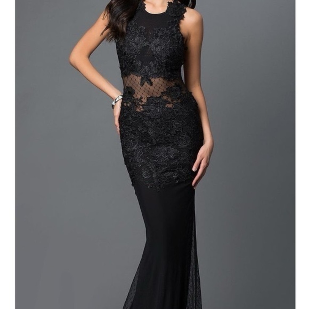 Chic Black Lace Maxi Dress